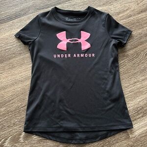 UA girls tshirt